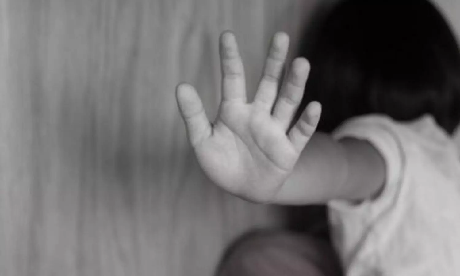 പെൺകുട്ടി ആത്മഹത്യ ചെയ്​ത സംഭവത്തിൽ പെൺ സുഹൃത്ത്​ അറസ്റ്റിൽ;  പോക്സോയും ആത്മഹത്യ പ്രേരണാകുറ്റവും ചുമത്തി