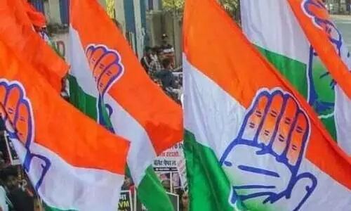 പൊന്നാനിയിലെ തോൽവിക്ക് കാരണം കോൺഗ്രസ് നേതൃത്വത്തിെൻറ അനാസ്ഥയെന്ന് ആക്ഷേപം പൊന്നാനിയിലെ തോൽവിക്ക് കാരണം കോൺഗ്രസ് നേതൃത്വത്തിെൻറ അനാസ്ഥയെന്ന് ആക്ഷേപം