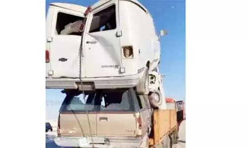 ട്ര​ക്കി​ൽ വാ​ഹ​ന​ങ്ങ​ൾ കു​ത്തി​നി​റ​ച്ച ഡ്രൈ​വ​ർ അ​റ​സ്​​റ്റി​ൽ