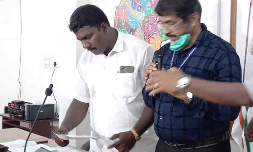 തൊടുപുഴയിൽ എൽ.ഡി.എഫ് അട്ടിമറി; ലീഗ് സ്വതന്ത്രയും യു.ഡി.എഫ് വിമതനും പിന്തുണച്ചു തൊടുപുഴയിൽ എൽ.ഡി.എഫ് അട്ടിമറി; ലീഗ് സ്വതന്ത്രയും യു.ഡി.എഫ് വിമതനും പിന്തുണച്ചു