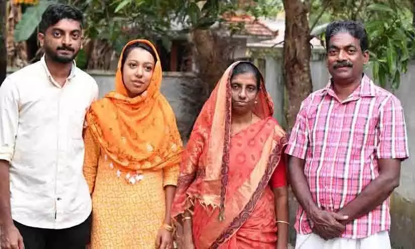 adujeevitham, najeeb in his native