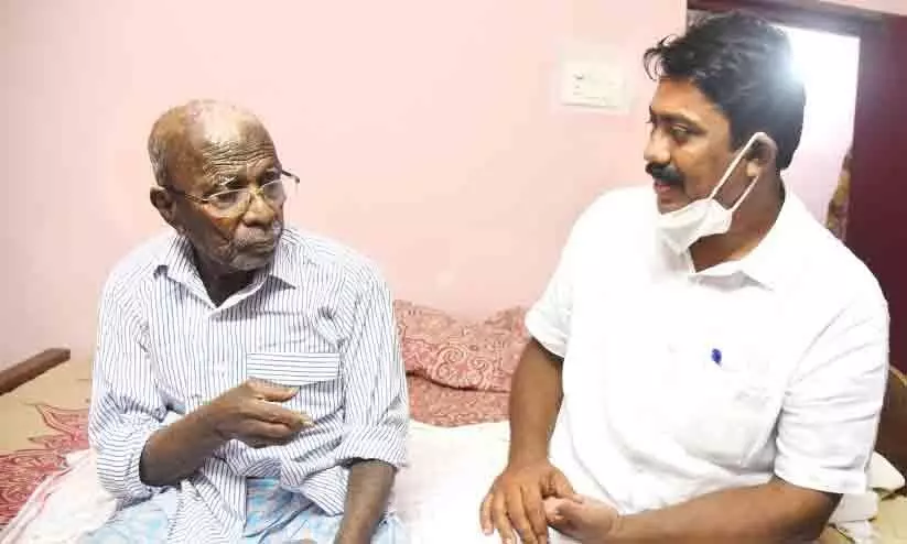 Kozhikode Mayor and Deputy Mayor: Children by the way of their father