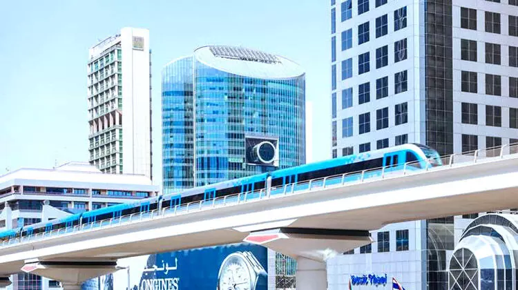 ദുബൈ മെട്രോ ഓടും ഇടതടവില്ലാതെ