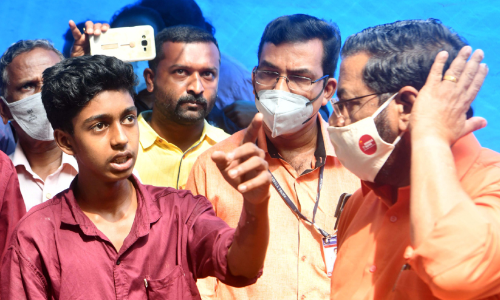 നിങ്ങളൊക്കെ കൂടിയാണ്​ അവരെ കൊന്നത്​