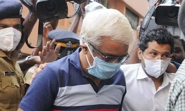 സ്വർണക്കടത്തിൽ ശിവശങ്കറുടെ പങ്ക് വ്യക്തമെന്ന് കസ്റ്റംസ് സ്വർണക്കടത്തിൽ ശിവശങ്കറുടെ പങ്ക് വ്യക്തമെന്ന് കസ്റ്റംസ്