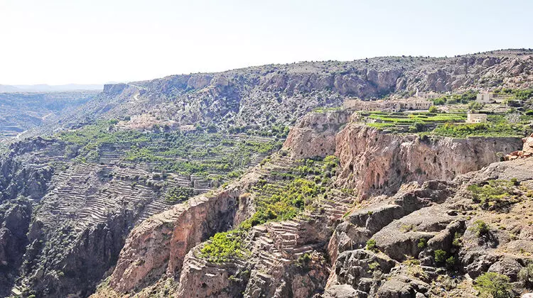 ജ​ബ​ൽ അ​ഖ്​​ദ​റി​ൽ കേ​ബ്​​ൾ കാ​ർ പ​ദ്ധ​തി വ​രു​ന്നു