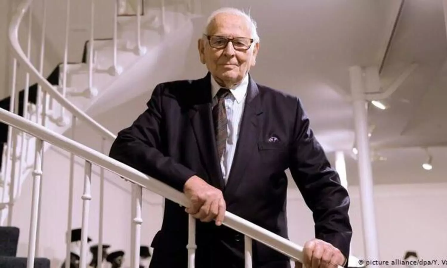 ഫാ​ഷ​ൻ വി​സ്​​മ​യം പി​യ​റി കാ​ർ​ഡി​ൻ ഓർമയായി