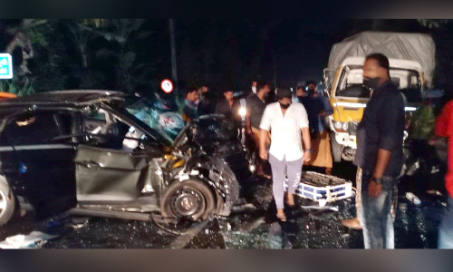 കുറവൻകുഴിയിൽ വാഹനാപകടം: കുട്ടികളുൾപ്പെടെ നിരവധിപേർക്ക് പരിക്ക്