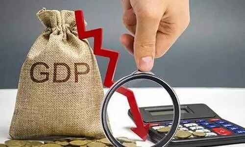 ഇന്ത്യൻ സമ്പദ്​വ്യവസ്ഥ കരകയറില്ല; കോവിഡിന്‍റെ പുതിയ തരംഗങ്ങൾ കടുത്ത വെല്ലുവിളി ഉയർത്തും