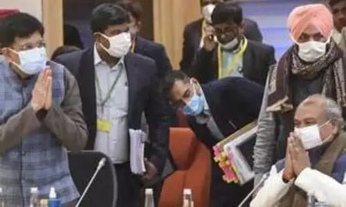 കർഷക സമരം: നിയമം പിൻവലിക്കില്ലെന്നും കമ്മിറ്റി രൂപീകരിക്കാമെന്നും സർക്കാർ