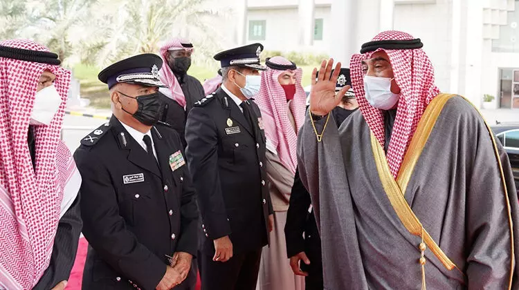 പ്രധാനമന്ത്രി ആഭ്യന്തര, പ്രതിരോധ മന്ത്രാലയങ്ങൾ സന്ദർശിച്ചു പ്രധാനമന്ത്രി ആഭ്യന്തര, പ്രതിരോധ മന്ത്രാലയങ്ങൾ സന്ദർശിച്ചു