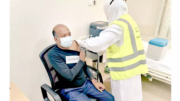 കോവിഡ് വാക്സിനേഷൻ പുരോഗമിക്കുന്നു: രണ്ട് ദിവസങ്ങളിലായി 1717 പേർ വാക്സിൻ സ്വീകരിച്ചു കോവിഡ് വാക്സിനേഷൻ പുരോഗമിക്കുന്നു: രണ്ട് ദിവസങ്ങളിലായി 1717 പേർ വാക്സിൻ സ്വീകരിച്ചു