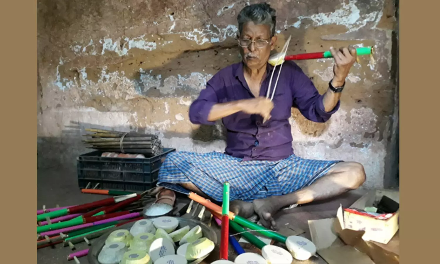 ഹുസൈൻെറ കളിവീണയിലെ മാന്ത്രിക ഈണം നിലച്ചു; കണ്ണീരോടെ വിട