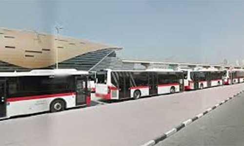 പു​തു​വ​ത്സ​രാ​ഘോ​ഷം: അ​റി​യാം ദു​ബൈ മെ​ട്രോ, ബ​സ് സ​ർ​വീ​സ് സ​മ​യം