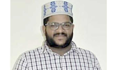 സാമൂഹിക പ്രവർത്തകൻ മുർഷിദിെൻറ മൃതദേഹം ഖബറടക്കി സാമൂഹിക പ്രവർത്തകൻ മുർഷിദിെൻറ മൃതദേഹം ഖബറടക്കി