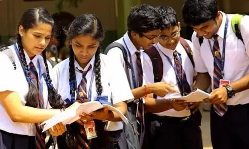 എ​സ്.​എ​സ്.​എ​ൽ.​സി, പ്ല​സ്​ ടു; ​ മ​ല​ക്കം മ​റി​ഞ്ഞ്​ സ​ർ​ക്കാ​ർ