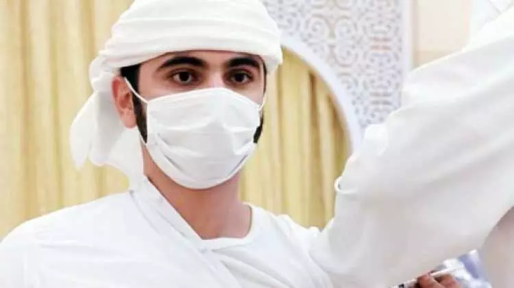 ശൈഖ് മൻസൂർ ബിൻ മുഹമ്മദ്​ ഫൈസർ വാക്സിൻ സ്വീകരിച്ചു