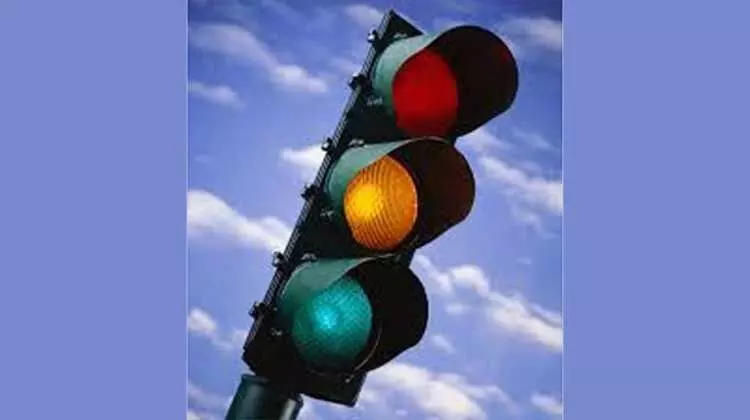 ട്രാഫിക് സിഗ്നലുകള്‍ പ്രവര്‍ത്തനരഹിതം