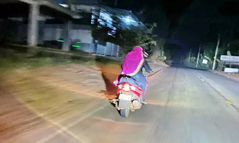 പാതിരാത്രി പർദ ധരിച്ച്​ സ്​കൂട്ടറിൽ; ഹോട്ടൽ ജീവനക്കാരൻ പിടിയിൽ