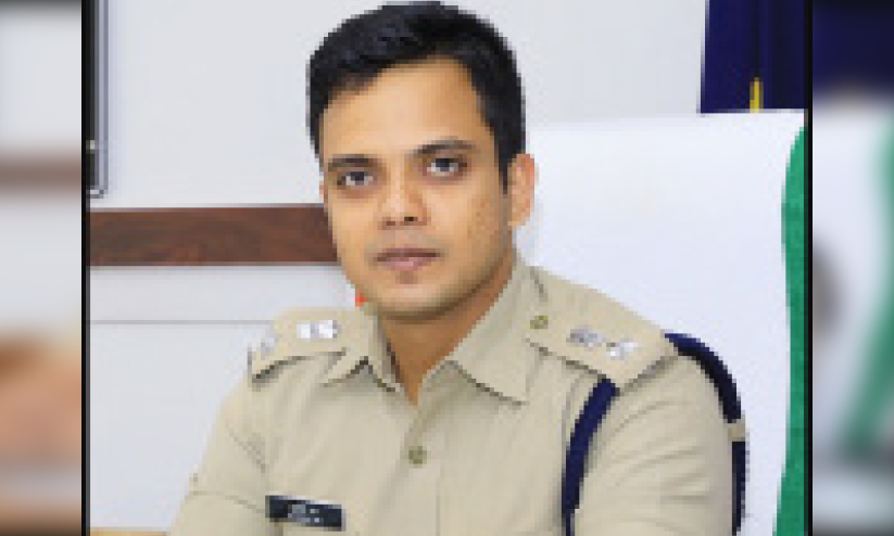 കണ്ണൂരിൽ ആദ്യ പൊലീസ് കമീഷണർ കണ്ണൂരിൽ ആദ്യ പൊലീസ് കമീഷണർ