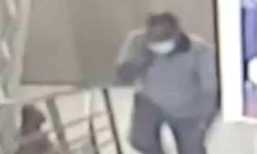 The video of the accused who cheated the elderly woman