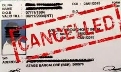 അഞ്ചുവയസ്സുകാരനെ ബൈക്ക് ഒാടിക്കാൻ പരിശീലിപ്പിച്ച പിതാവി​െൻറ ലൈസൻസ് റദ്ദാക്കി