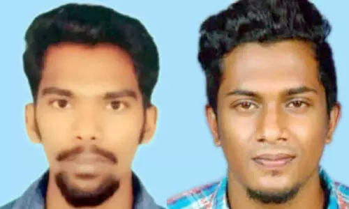 ച​ര​ക്കു​ലോ​റി​യി​ടി​ച്ച് ബൈ​ക്ക്​ യാ​ത്രി​ക​രാ​യ യു​വാ​ക്ക​ൾ മ​രി​ച്ചു