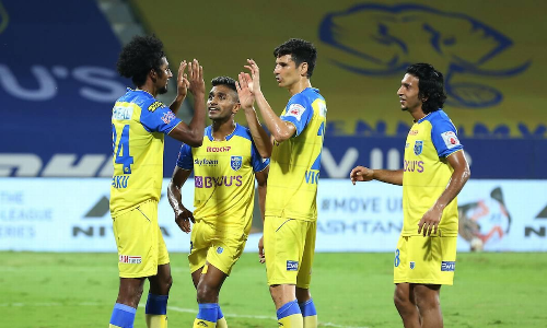 ഗോളടിച്ച ഹക്കു ടീമിലില്ല; മുംബൈക്കെതിരെ ബ്ലാസ്​റ്റേഴ്​സ്​ ഇറങ്ങുന്നത്​ ഇങ്ങനെ