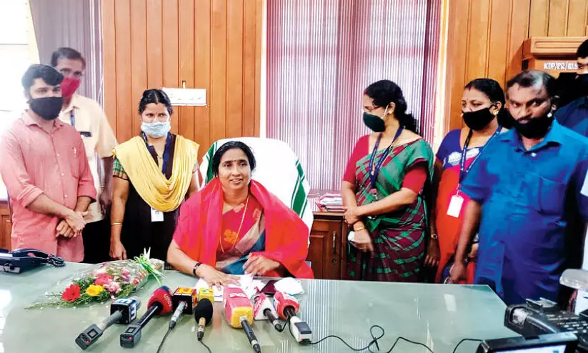 കാസർകോട് മാതൃക സൃഷ്ടിക്കാൻ ജില്ല പഞ്ചായത്ത് കാസർകോട് മാതൃക സൃഷ്ടിക്കാൻ ജില്ല പഞ്ചായത്ത്