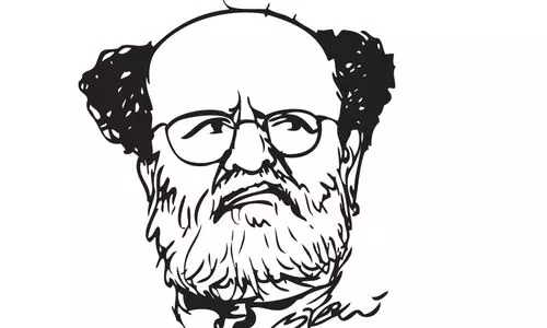 സ്​​െ​റ്റെ​ൽ മ​ന്ന​ൻ സ്​​റ്റെ​പ് ബാ​ക്ക്​