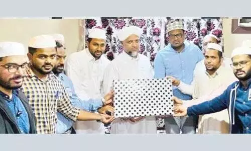 യാത്രയയപ്പ് നൽകി