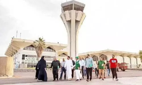 ഭീ​ക​രാ​ക്ര​മ​ണം: യമനിലെ ഏദൻ വിമാനത്താവളത്തി​െൻറ കേടുപാടുകൾ തീർക്കാൻ സൗദി