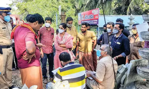 ചെങ്കല്ല് കടത്ത്: തലശ്ശേരിയിൽ 19 ടിപ്പറുകൾ പിടിയിൽ