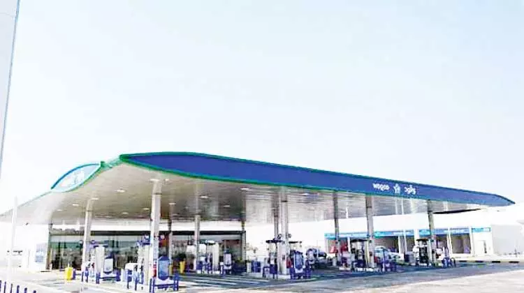 ല​ബ്സ​യീ​റി​ൽ വു​ഖൂ​ദി​െൻറ പു​തി​യ പെ​ട്രോ​ൾ സ്​​റ്റേ​ഷ​ൻ