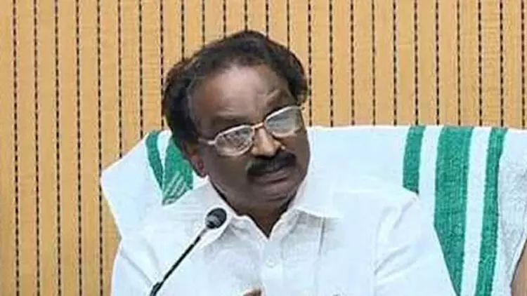 ഐ.എഫ്.എഫ്.കെയുടെ കേന്ദ്രം തിരുവനന്തപുരം തന്നെ, മാറ്റാൻ ഉദ്ദേശിക്കുന്നില്ല -മന്ത്രി