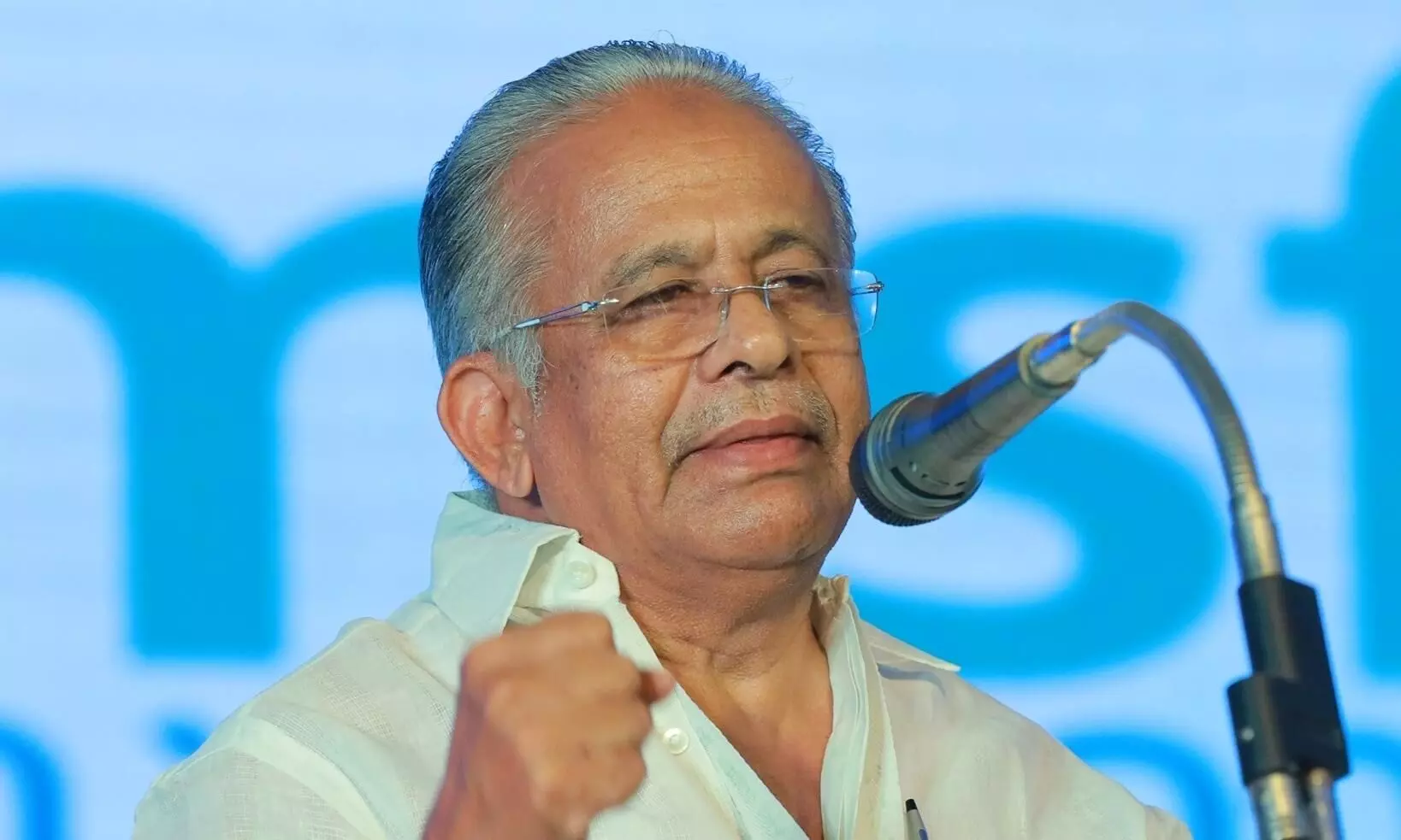 ന്യൂനപക്ഷത്തിനുമേൽ വർഗീയത ആരോപിക്കുന്നത് സി.പി.എമ്മിന്റെ കുടിലതന്ത്രം ന്യൂനപക്ഷത്തിനുമേൽ വർഗീയത ആരോപിക്കുന്നത് സി.പി.എമ്മിന്റെ കുടിലതന്ത്രം