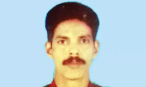 കെ​ട്ടി​ട നി​ർ​മാ​ണ​ത്തി​നി​ടെ വീ​ണ് പ​രി​ക്കേ​റ്റ തൊ​ഴി​ലാ​ളി മ​രി​ച്ചു