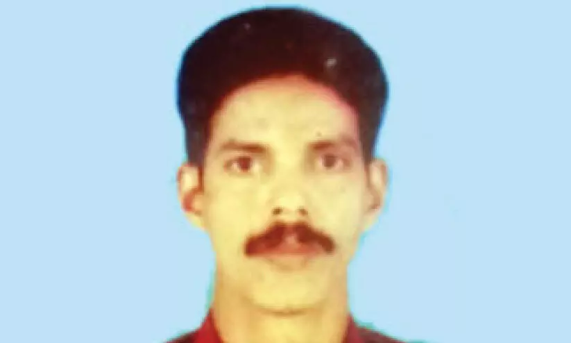 കെ​ട്ടി​ട നി​ർ​മാ​ണ​ത്തി​നി​ടെ വീ​ണ് പ​രി​ക്കേ​റ്റ തൊ​ഴി​ലാ​ളി മ​രി​ച്ചു