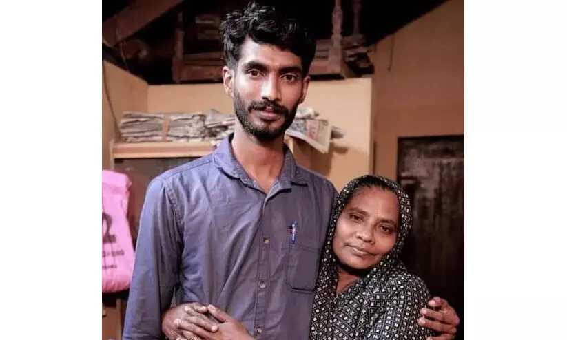 താഹ ജാമ്യം റദ്ദാക്കിയ വാർത്ത അറിഞ്ഞത്​ ജോലിസ്ഥലത്തുനിന്ന്; കുടുംബം പുലർത്തുന്നത്​ കൂലിപ്പണി​െയടുത്ത്​