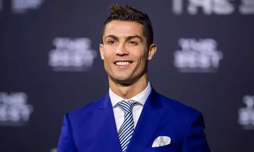 25 കോടി ഫോളോവേഴ്സ്: ഇൻസ്റ്റഗ്രാമിൽ ഏറ്റവുമധികംപേർ പിന്തുടരുന്ന മനുഷ്യനായി റൊണാൾഡോ 25 കോടി ഫോളോവേഴ്സ്: ഇൻസ്റ്റഗ്രാമിൽ ഏറ്റവുമധികംപേർ പിന്തുടരുന്ന മനുഷ്യനായി റൊണാൾഡോ