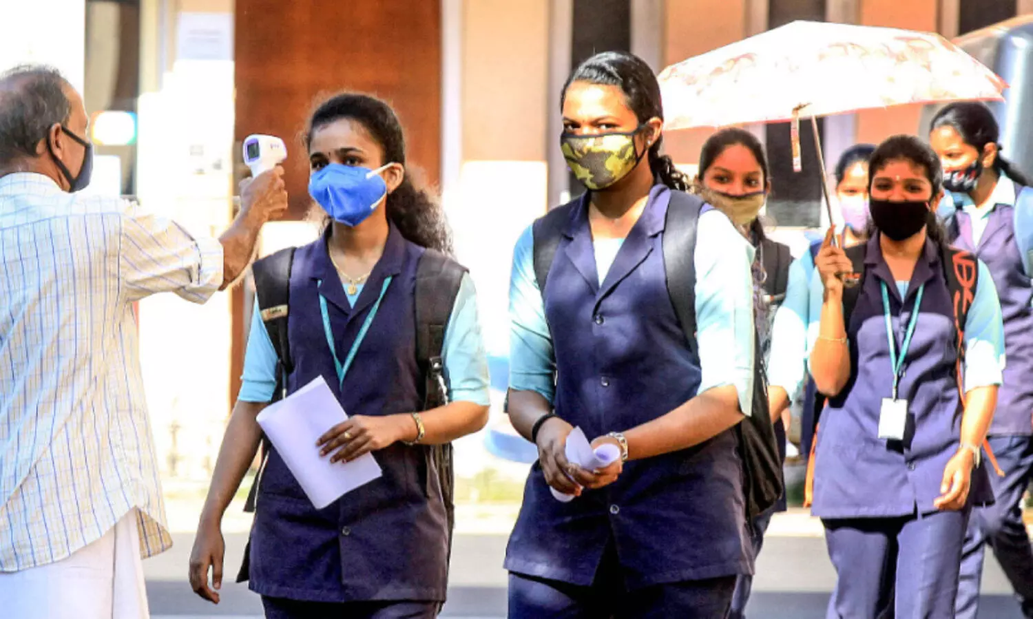 ഉണർവോടെ കലാലയങ്ങൾ