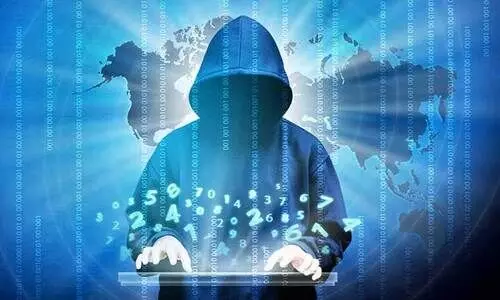 97 കുറ്റവാളികളുടെ അറസ്റ്റ്: 11.8 ബില്യൺ ദിർഹം നഷ്ടപ്പെടുന്നത് തടയാൻ കഴിഞ്ഞെന്ന് ദുബൈ പൊലീസ് 97 കുറ്റവാളികളുടെ അറസ്റ്റ്: 11.8 ബില്യൺ ദിർഹം നഷ്ടപ്പെടുന്നത് തടയാൻ കഴിഞ്ഞെന്ന് ദുബൈ പൊലീസ്