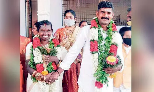 യു​വാ​ക്ക​ൾ കൈ​കോ​ർ​ത്തു; സു​നി​ത​ക്ക് വീ​ടാ​യി, വി​വാ​ഹ ജീ​വി​ത​വും