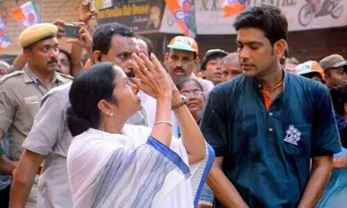 Mamata Banerjee And Laxmi Ratan Shukla