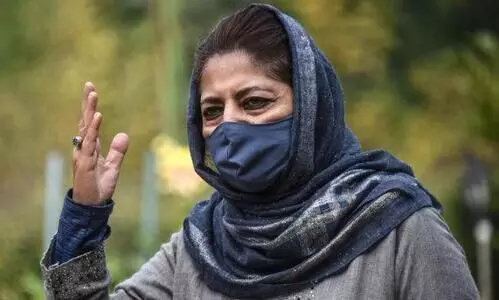 മ​ഹ​ബൂ​ബയെ ഇ.ഡി ചോദ്യം ചെയ്​തത്​ അഞ്ചു മണിക്കൂറിലേറെ; നി​ശ്ശ​ബ്​​ദ​യാ​ക്കാ​നുള്ള ശ്രമമെന്ന്​