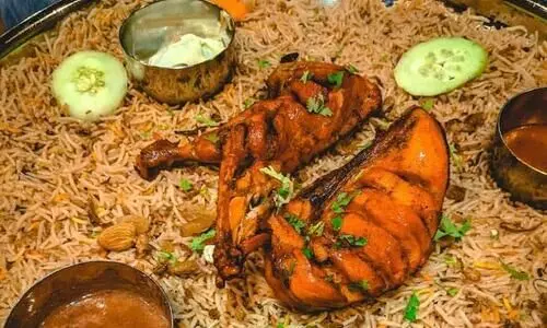 തിന്നു മരിക്കുന്ന മലയാളി; മലയാളികളുടെ ഭക്ഷണശീലത്തിലെ അപകടങ്ങളെ കുറിച്ച്​ മുരളി തുമ്മാരുകുടി