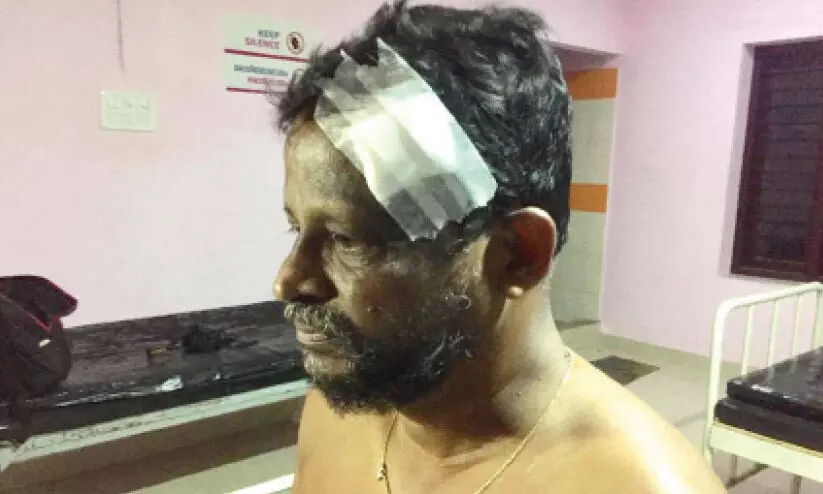 ലഹരി ഉപയോഗം ചോദ്യം ചെയ്തതിന് വീടുകയറി ആക്രമണം ലഹരി ഉപയോഗം ചോദ്യം ചെയ്തതിന് വീടുകയറി ആക്രമണം