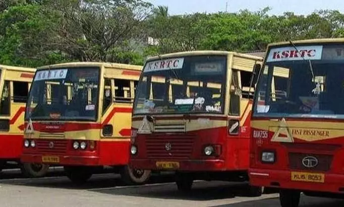 മുഴുവൻ കെ.എസ്.ആർ.ടി.സി സർവിസും തുടങ്ങാൻ നിർദേശം; കാസർകോട്ട് 70 ഡ്രൈവർമാരുടെ കുറവ് മുഴുവൻ കെ.എസ്.ആർ.ടി.സി സർവിസും തുടങ്ങാൻ നിർദേശം; കാസർകോട്ട് 70 ഡ്രൈവർമാരുടെ കുറവ്