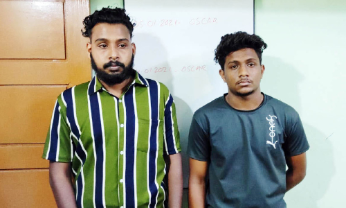 പി​താ​വി​നെ ത​ല്ലി​യെ​ന്നാ​രോ​പി​ച്ച്​ യുവാവിനെ കുത്തിപ്പരിക്കേൽപിച്ച സംഭവത്തിൽ പ്രതികൾ പിടിയിൽ