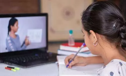 ആറ്​ സംസ്​ഥാനങ്ങളിൽ ഓൺലൈൻ ക്ലാസുകൾ ലഭ്യമാകാതെ മൂന്നിൽ രണ്ട്​ കുട്ടികളും